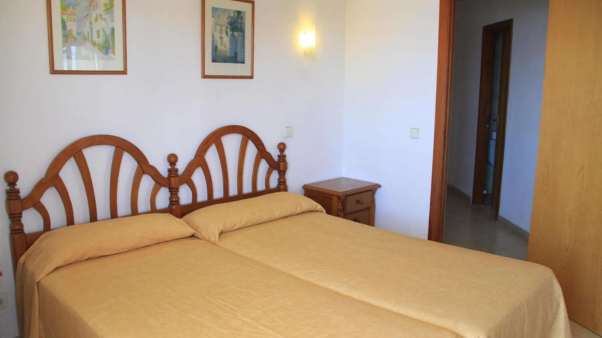 Hotel Apart Millor Garden Apartment Cala Bona  Spain