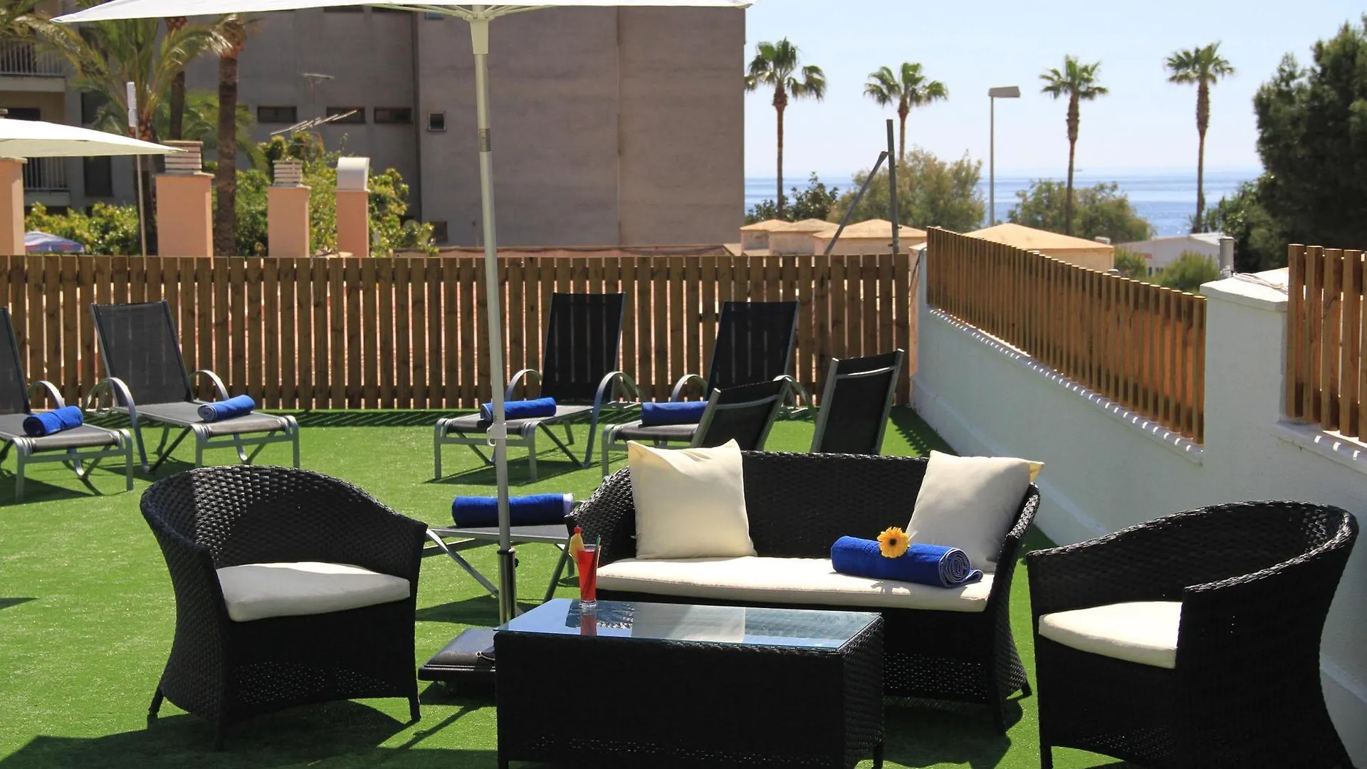 Apart Millor Garden Apartment Cala Bona  Hotel