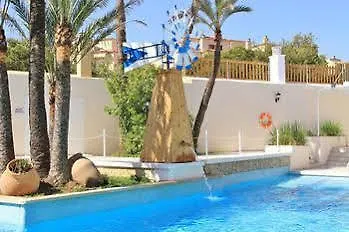 Apart Millor Garden Apartment Cala Bona