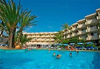 Otel Apart Millor Garden Daire Cala Bona